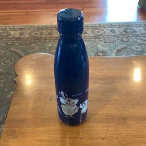 Nebttl teacher water bottle in navy blue never used
